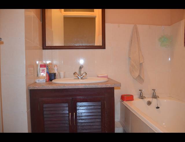 0.5 BEDROOM APARTMENT FOR SALE IN SCOTTBURGH CENTRAL